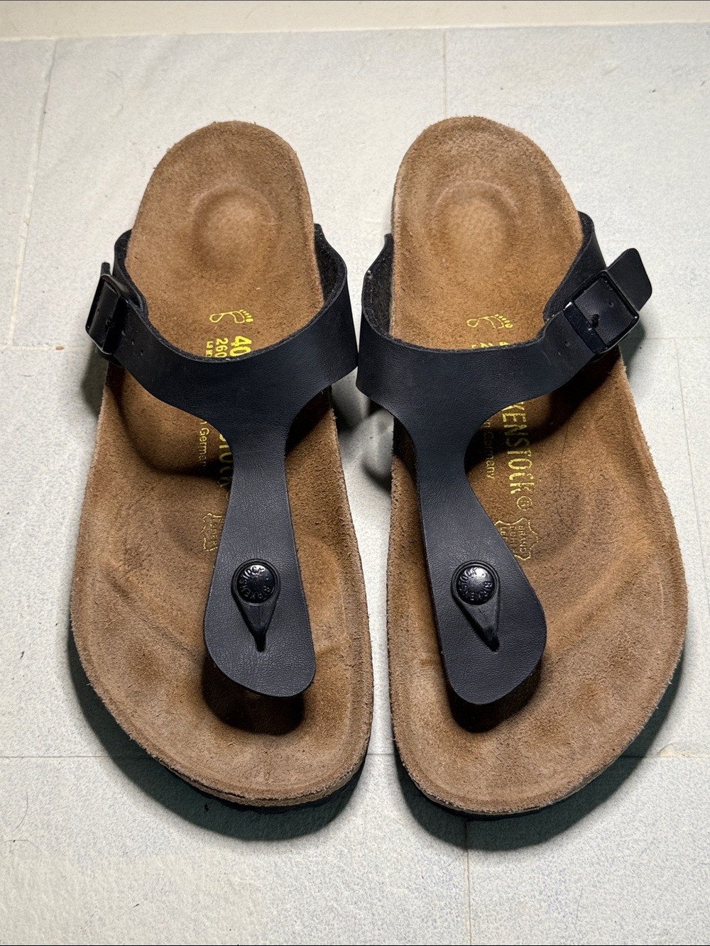 Birkenstock Gizeh Black Birko-Flor Flor Birkibuc Faux Leather Sandals Size 40